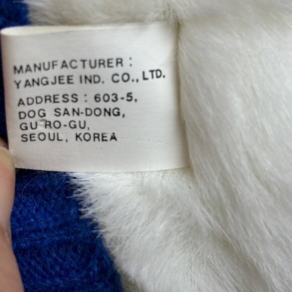 Vintage White Plush Bear Best Friends with Vintage 18M Pilot Sweater - Picture 11 of 12